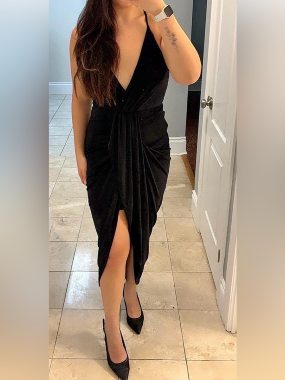 Black Asymmetrical Dress Like New. Very flowy/stretchy material. Double lined